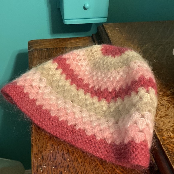 Pink stripe mohair beanie - Picture 2 of 4